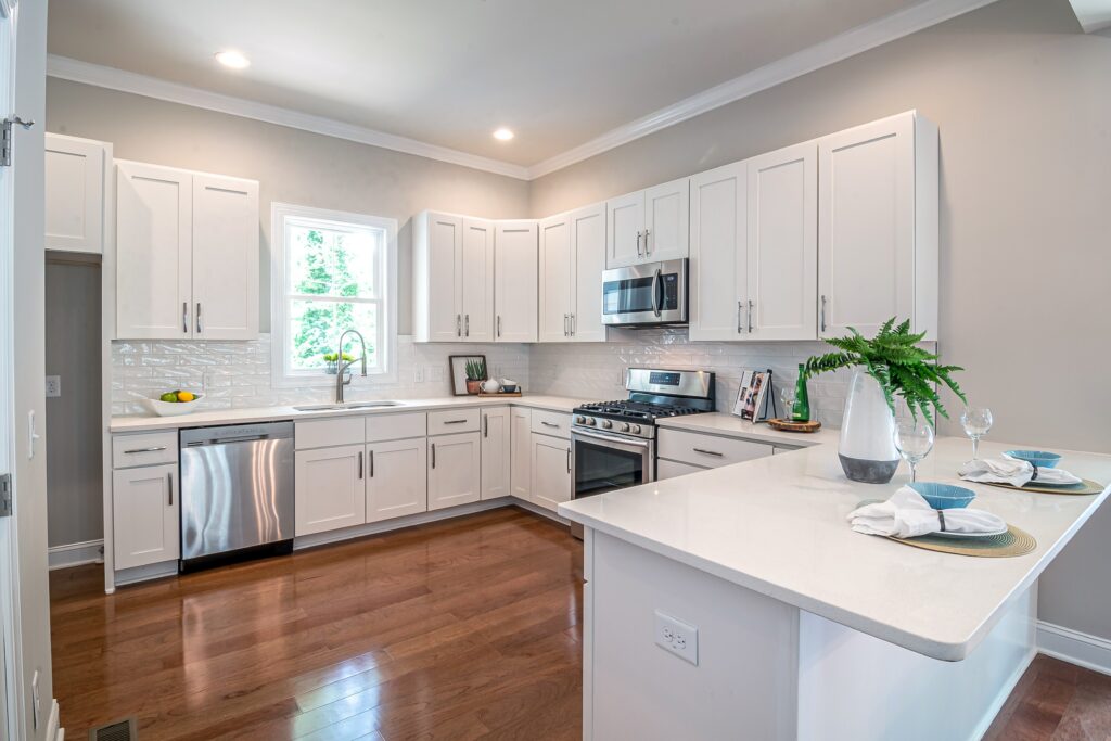 White modern kitchen